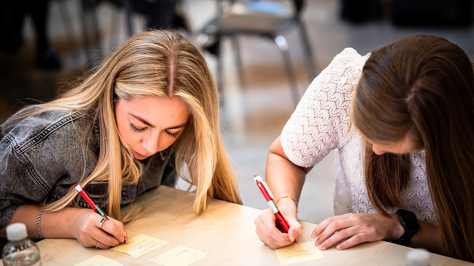 Deltag i PwC's Hackschool-forløb