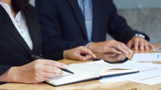 Bliv klogere på IASB's møde om udsættelse af IFRS 17 og IFRS 9 for forsikringsselskaber
