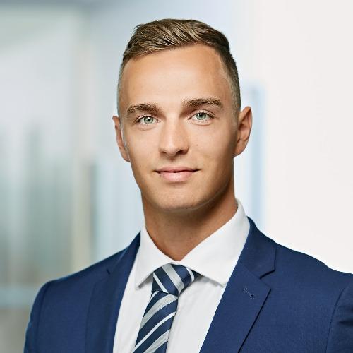 Tobias Larsen